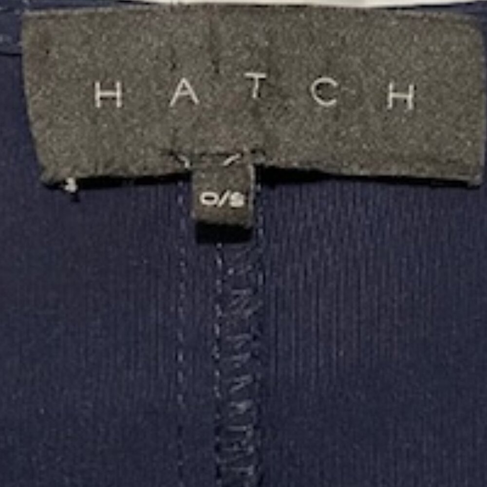 Hatch Slouch O/S One Size V Neck Maternity Dress in Blue - Picture 4 of 5